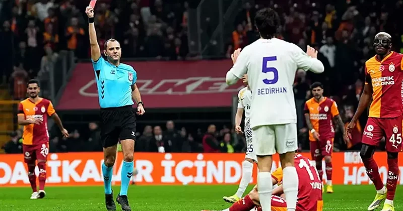 Bedirhan Özyurt Galatasaray Eyüpspor maçında takımını 10 kişi bıraktı Fanatik Gazetesi Futbol Haberleri Spor