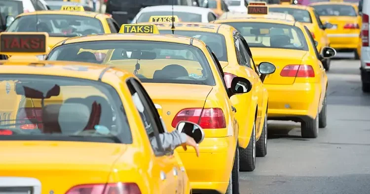 Taksilerde yeni dönem! Taksilerde mobil POS zorunlu oldu