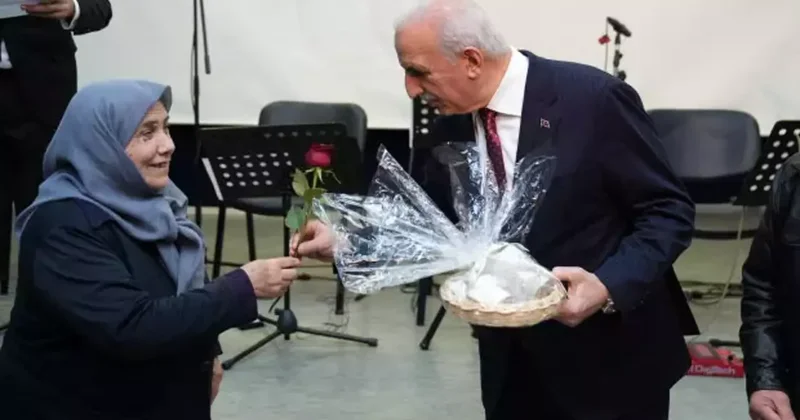 Ümraniye de anlamlı program: Bir Yastıkta Kırk Yıl Vefa gecesi