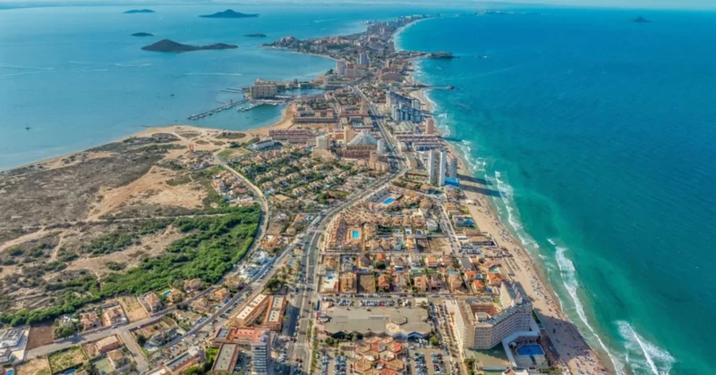 Florida ya gidemeyenler iki deniz arasındaki 21 kilometrelik adaya akın etmeye başladı Sözcü Gazetesi