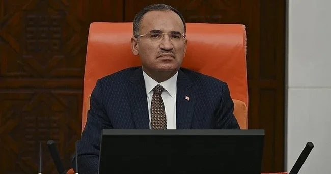 TBMM Başkanvekili Bozdağ dan, Gürlek ve Çiftçi nin yemin ettiği oturuma ilişkin açıklama