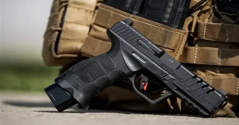 Arkadaşına kanser olduğunu söyleyip silahıyla kendini vurdu Sakarya Haberleri