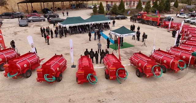 Orman köylerine 20 yeni tanker, yanan sahalara da tohumlama Orman yangınlarında zarar gören 6 bin 875 hektarlık alanlarda çalışmalar sürüyor Karabük Haberleri