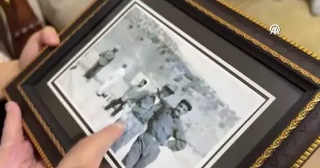 Konyaspor un Güney Koreli oyuncusu Jinho Jo, 96 yaşındaki Kore gazisi ile buluştu