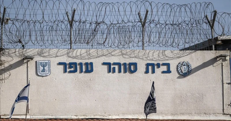 Ofer Hapishanesini basan eli kanlı bakan Ben Gvir, Filistinlilere yapılan işkenceyi övdü