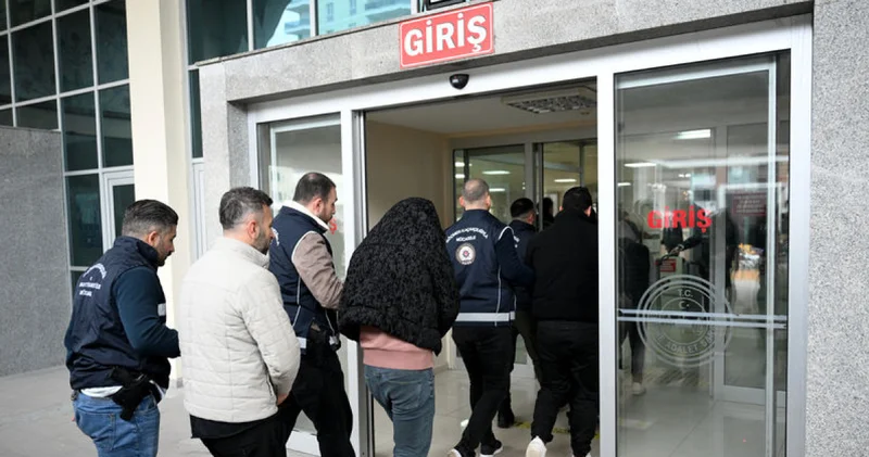 Edirne de diplomatik plakalı araçla insan kaçakçılığı iddiası: 6 tutuklama