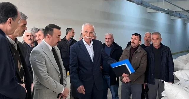 Arıcılara arı besleme şekeri dağıtıldı Adıyaman Haberleri