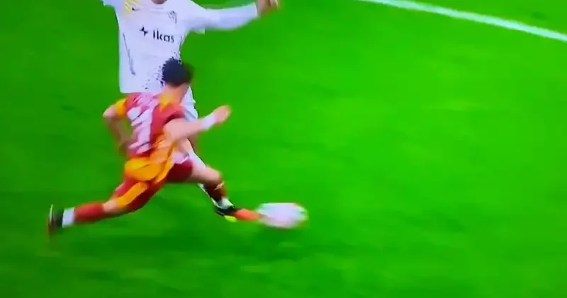 Bedirhan ın Yunus Akgün’e yaptığı müdahale kırmızı kart mı? Futbol Haberleri