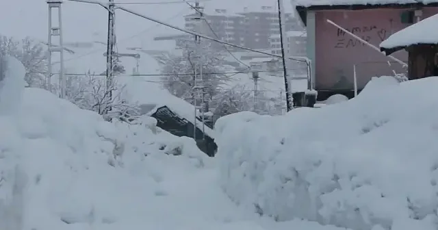 Bingöl beyaza büründü: Kar kalınlığı 1 metreyi buldu VİDEO İZLE