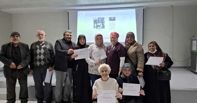 Biga da Diyabet Okulu eğitimini tamamlayanlara belgeleri verildi Çanakkale Haberleri