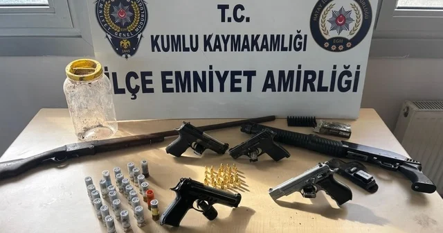 Hatay da toprağa gömülü silahlar ele geçirildi Hatay Haberleri