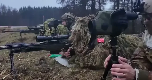 MSB o anları paylaştı: Steadfast Dart 2026 da keskin nişancılardan müttefik uyumu VİDEO İZLE