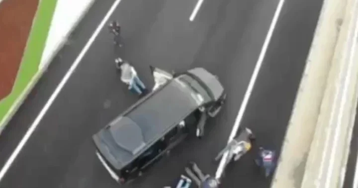 Silah zoruyla evine girdikleri kadının ellerini bağlayıp yüz tanıma sistemiyle hesabından para çektiler! Şüpheliler operasyonla yakalandı