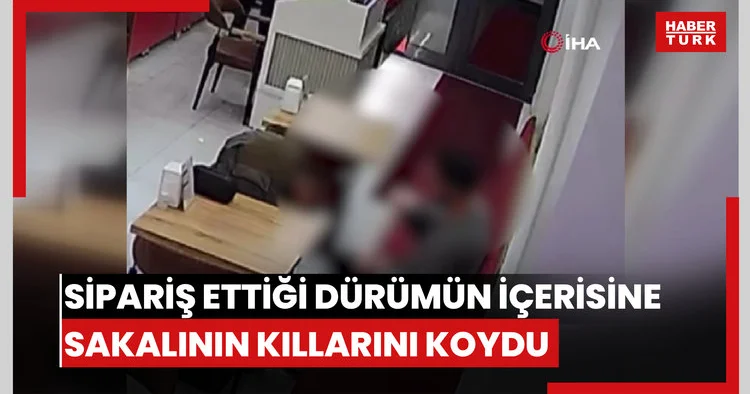 Sipariş ettiği dürümün içerisine sakalının kıllarını koydu