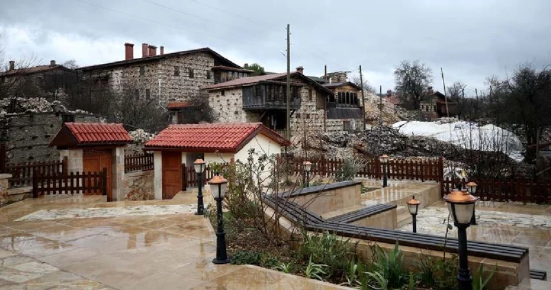 Tayini çıkan imamın eşi şaşkına dönü: Burası neresi