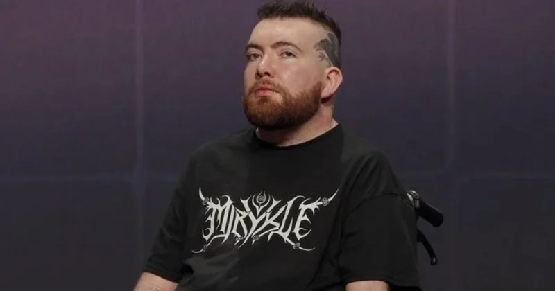 Sesini kaybeden müzisyen yapay zeka yardımıyla yeniden şarkı söyledi