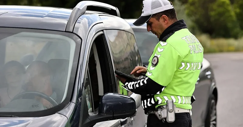 Trafik cezaları gece yarısı sil baştan değişti: Astronomik cezalar geldi Sözcü Gazetesi