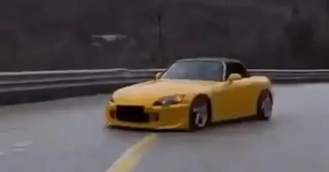 Bursa da aracıyla drift atan sürücüye 140 bin lira ceza VİDEO İZLE