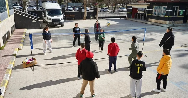 Spor Festivali ile 8 bin 744 öğrenci sporla buluştu Gaziantep Haberleri