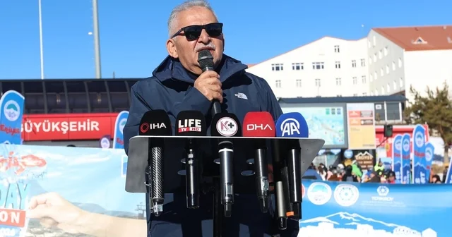 Başkan Büyükkılıç tan Erciyes için iki müjde: 1 milyar TL LİK yeni yol ve 2 bin 500 araçlık otopark Kayseri Haberleri