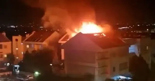 İran Tel Aviv’i çok başlıklı füzelerle vurdu VİDEO İZLE