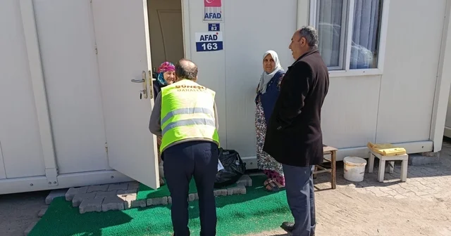 Gördesli öğrencilerden depremzedelere gönül köprüsü Manisa Haberleri