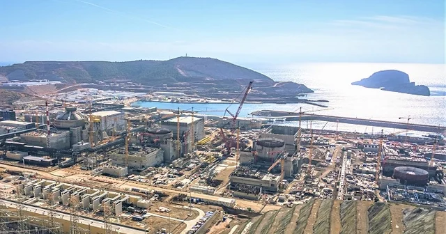 Akkuyu NGS nin 4 üncü Güç Ünitesi nde reaktör şaftının yapısal bileşeni monte edildi Mersin Haberleri