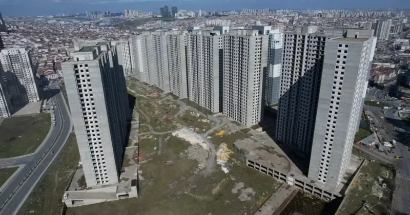 İstanbul da 15 yıldır inşaatı süren gökdelenleri yapan şirkete kayyum atandı