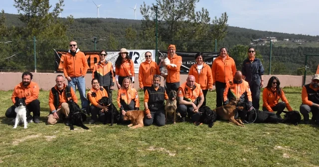 Arama kurtarma köpeğinin yapabileceği işi hiçbir ekipman yapamaz İzmir Haberleri