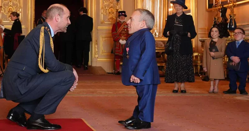 Prens William dan ünlü oyuncuya onur nişanı! Benim seviyeme inmesi çok hoştu