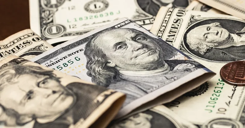 Dolar 4 ay sonra 100 puanı aştı: Dolar/TL rekor kırdı Sözcü Gazetesi