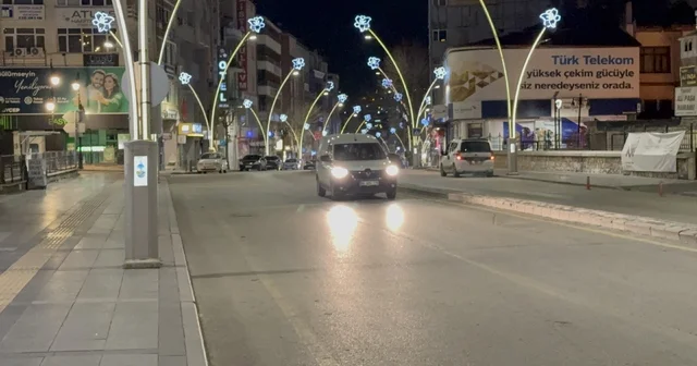 Tokat ta 5.6 büyüklüğündeki deprem sonrası eğitime 1 gün ara verildi Tokat Haberleri