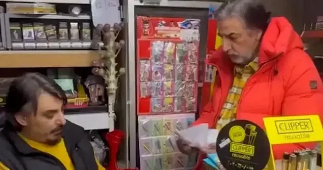 Şarkıcı Çelik’ten Ramazan ayında yürek ısıtan hareket: Veresiye defterlerini tek tek kapattı VİDEO İZLE