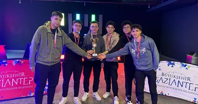 GKV Özel Liseleri Çanakkale Zaferi turnuvasına damga vurdu Gaziantep Haberleri