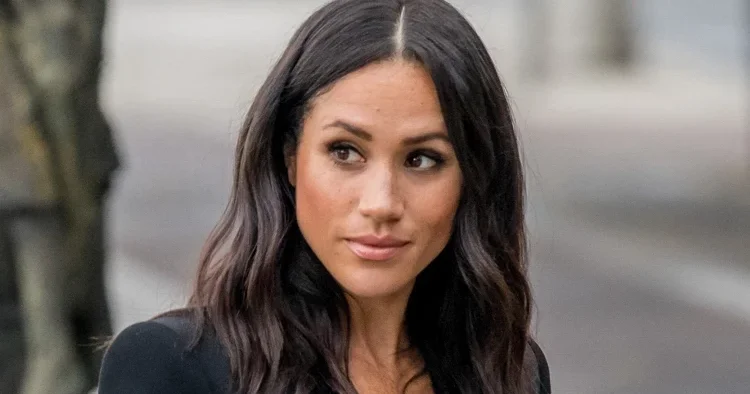 Anlı şanlı aile tarihinde bunu da gördü: Benzesen benzesen Dolandırıcı Düşes e benzersin!