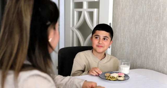 DMD li Deniz in annesi: Kardeşimi bu hastalığa kurban ettik, oğlumu kurban etmeyeceğiz Gaziantep Haberleri