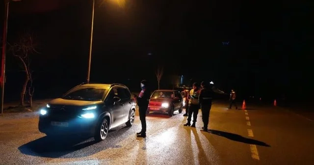 Bilecik te yol kontrol faaliyetinde 498 kişi sorgulandı Bilecik Haberleri