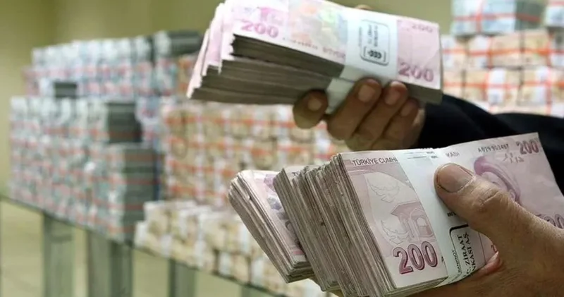 Cari 10 ayın zirvesinde rezerv kaybı 10 milyar dolar!