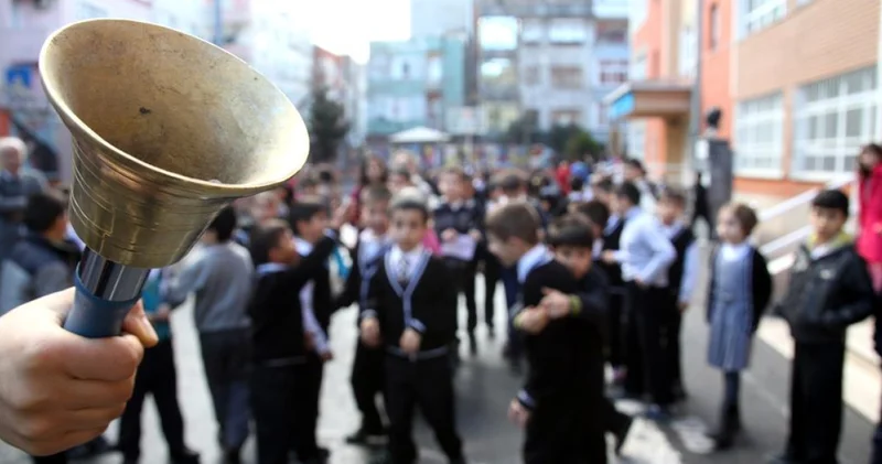 2026 okullar ne zaman kapanıyor? Karneler ne zaman dağıtılacak? Yaz tatili kaç gün sürecek?