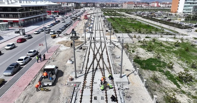 Başkan Altay: Stadyum Şehir Hastanesi Tramvay Hattı nda yoğun mesai sürüyor Konya Haberleri