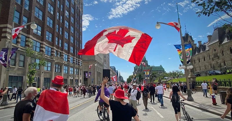 Kanadalılar Avrupa Birliği ne sıcak bakıyor! Katılmak isteyenlerin oranı artıyor Sözcü Gazetesi