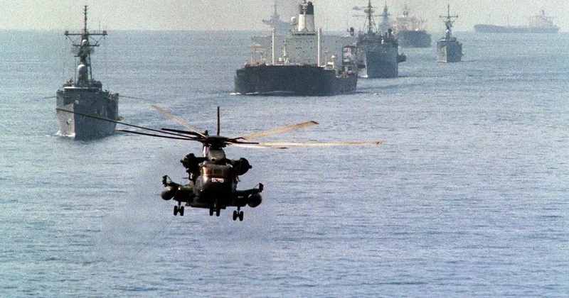 Abluka öncesi Hürmüz de trafik durdu! Uzmanlardan petrol için 150 dolar uyarısı