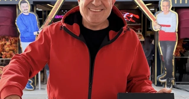 En İyi Et Lokantası ödülü Adanalı kebapçının oldu Adana Haberleri