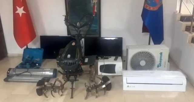 Şanlıurfa da bağ evinden hırsızlık şüphelisi 2 kişi tutuklandı Şanlıurfa Haberleri