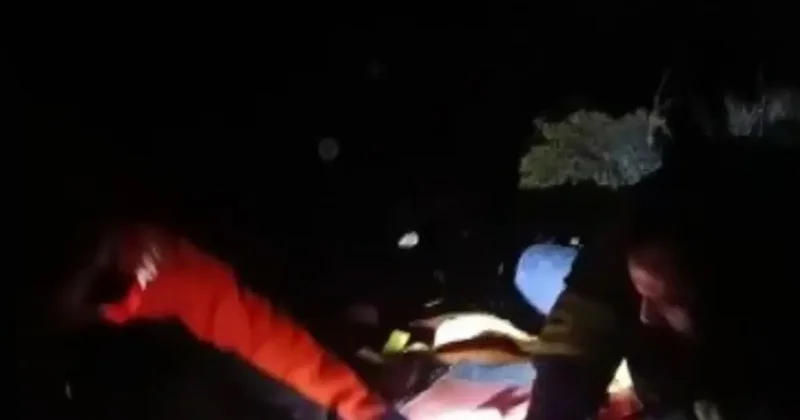 Erzincan’da uçurumdan düşen İran uyruklu vatandaş kurtarıldı