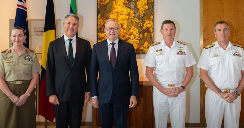 Avustralya da İlk Kadın Ordu Komutanı