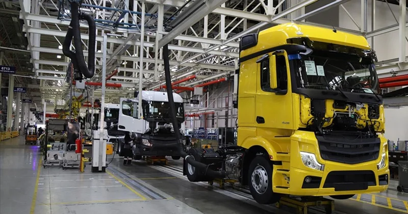 Hafif ticari araç ve kamyon ihracatı 1,5 milyar doları aştı