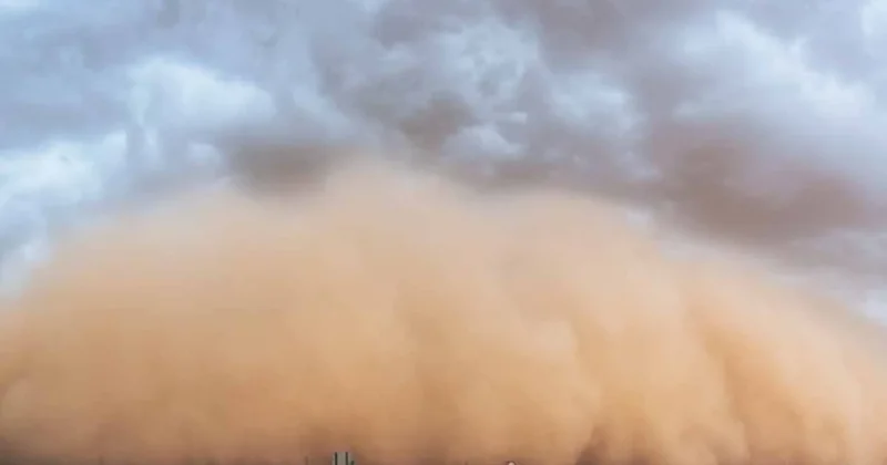 Kamyon dolusu kum, birkaç saat içinde gökyüzünü kahverengiyle kapladı Sözcü Gazetesi