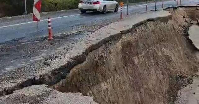 Eruh kara yolunda heyelan: Yolun bir bölümü çöktü Siirt Haberleri