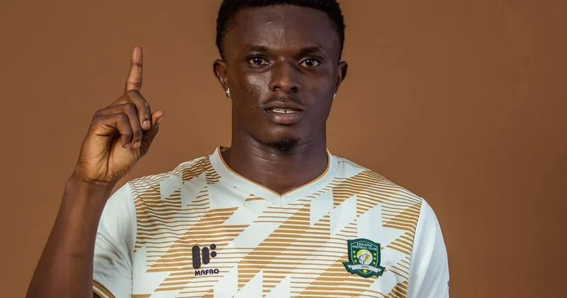 Futbol dünyası şokta! Genç futbolcunun kafasına sıktılar